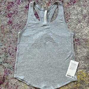 Lululemon Love Tank *pleated size 4